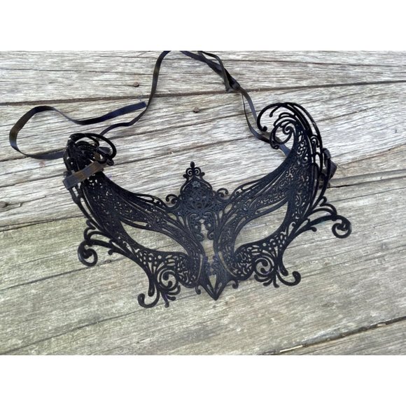 Vintage Metal Velvet Flocked Rhinestone Black Masquerade Mask - Picture 5 of 9